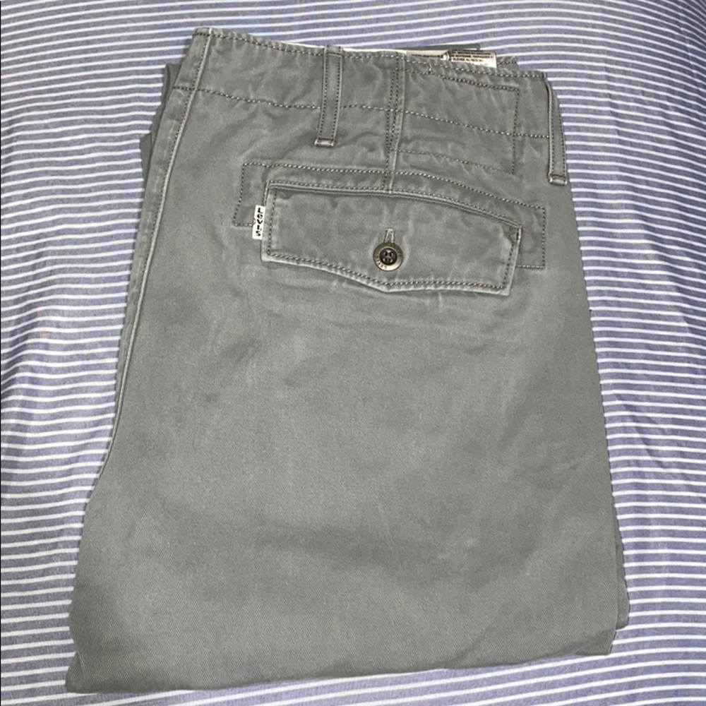 Levi’s 30x30 Gray